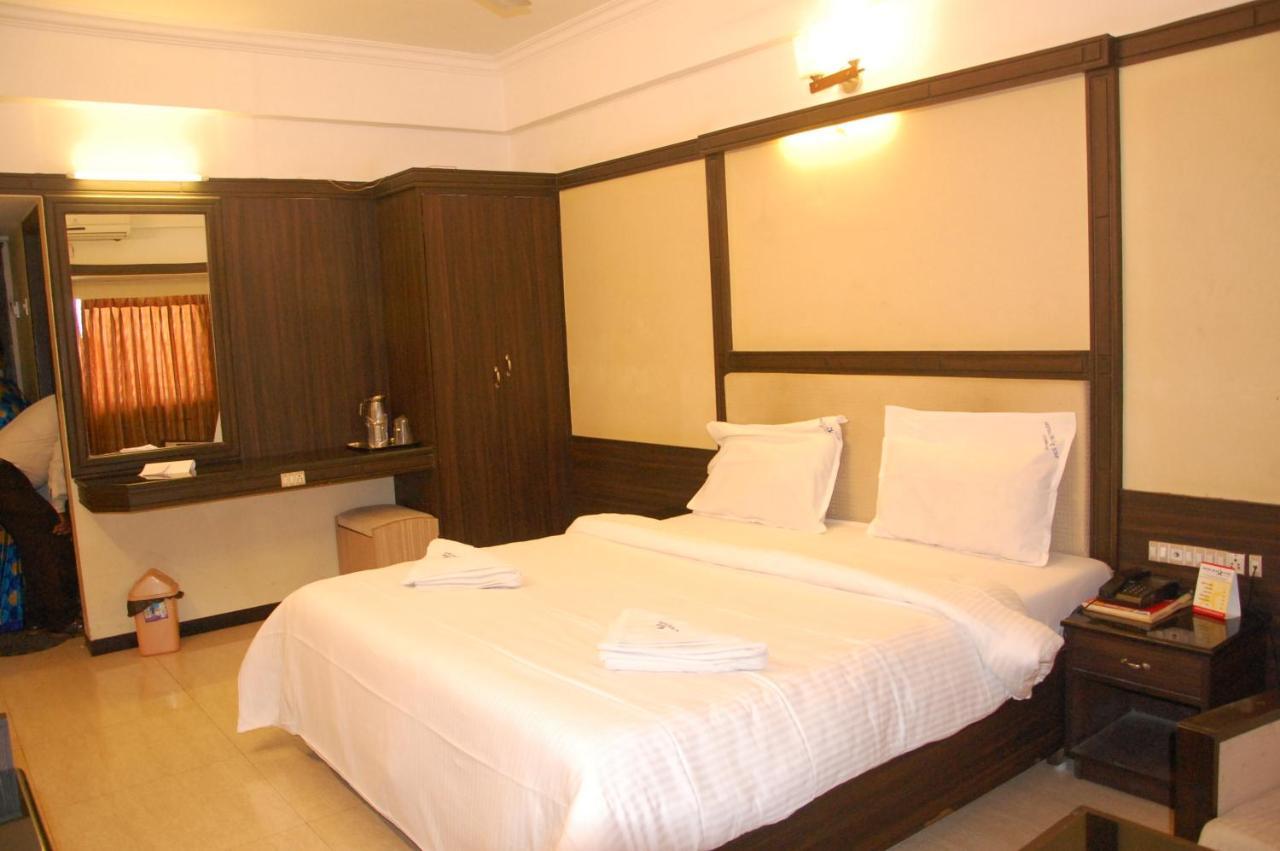 קוימבטור Hotel Blue Star מראה חיצוני תמונה