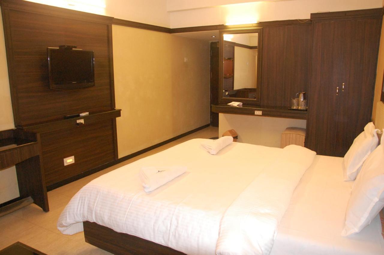 קוימבטור Hotel Blue Star מראה חיצוני תמונה