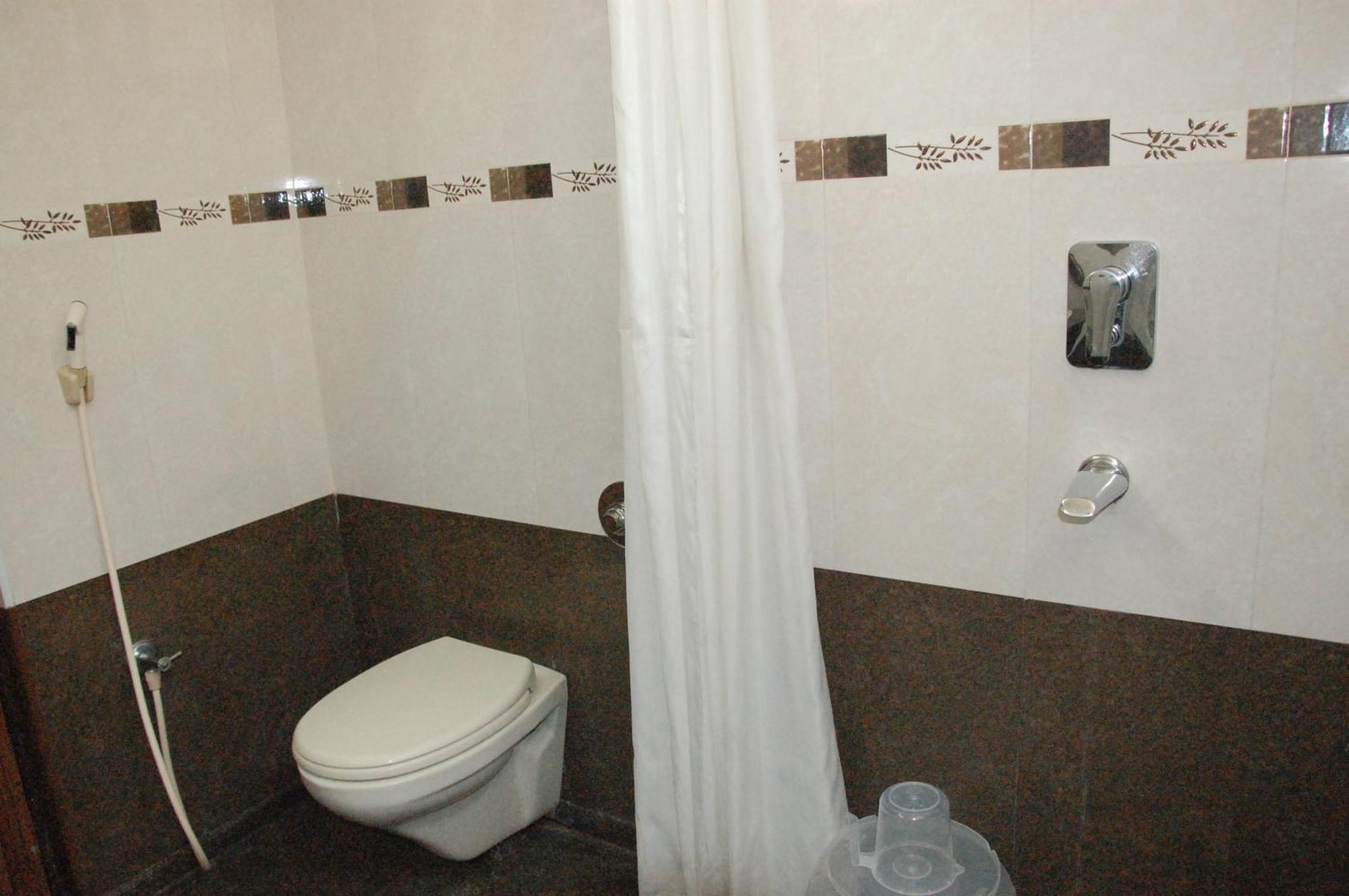 קוימבטור Hotel Blue Star מראה חיצוני תמונה